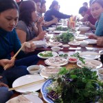 Bánh tráng cuốn thịt heo giảm giá ở Hà Nội